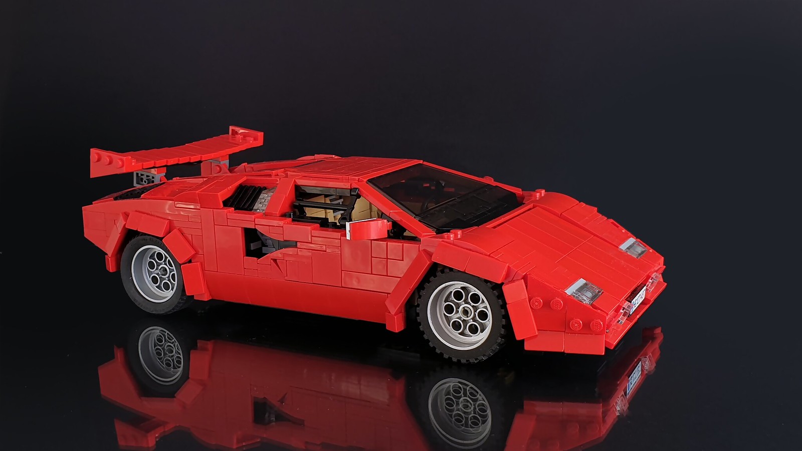 LEGO Technic Lamborghini Countach LP 5000 Quattrovalvole